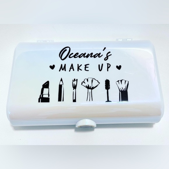 Personalized self care make up kits with your choice of affirmation on mirror - Picture 5 of 5